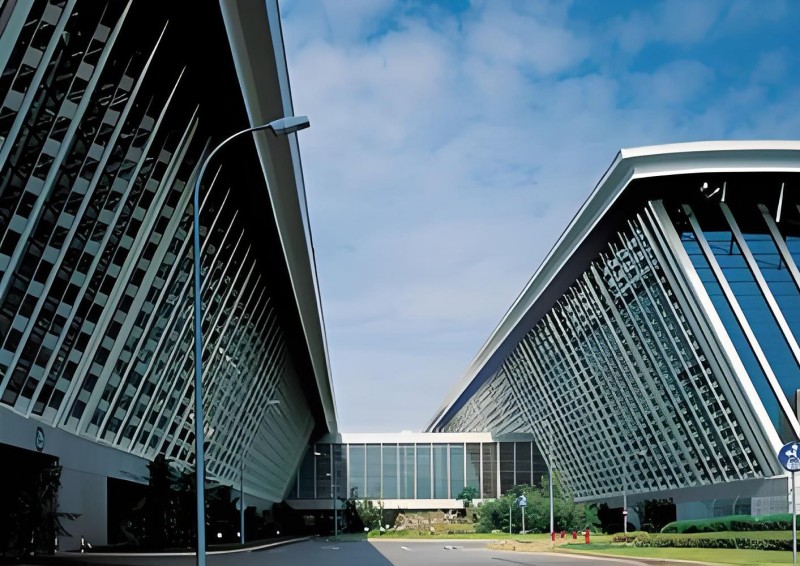 土默特右方矩管应用于建筑与结构领域